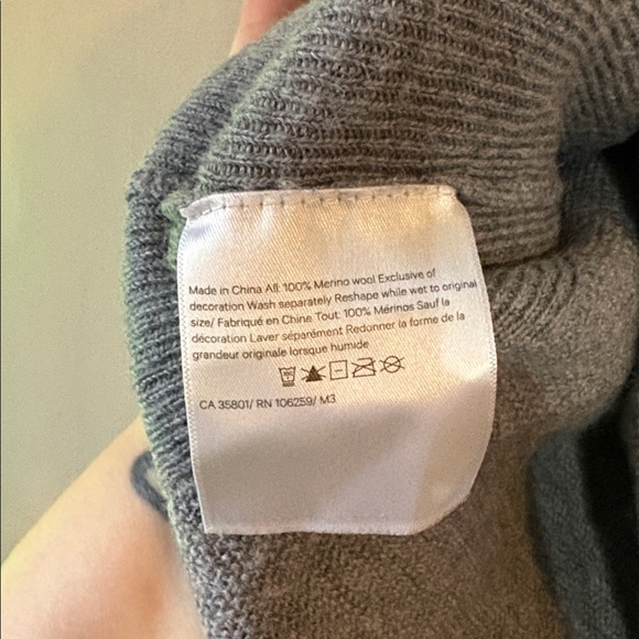 Lululemon Heathered Grey “Sit In Lotus” Merino Wool Sweater Size 6 - Picture 7 of 9